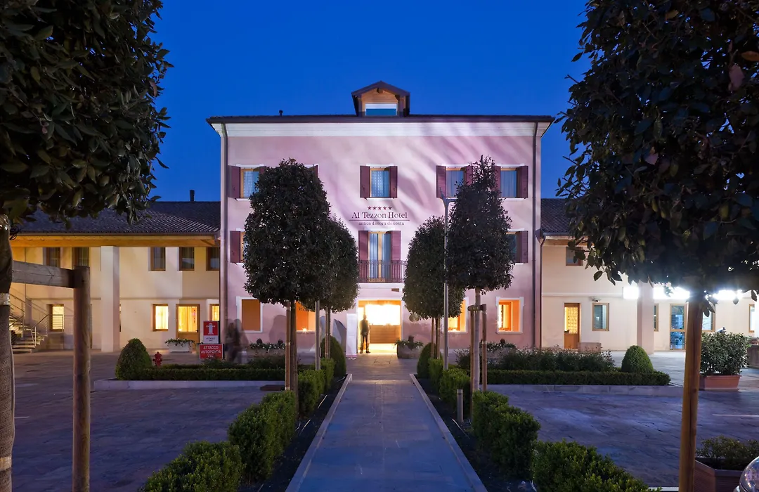Al Tezzon Hotel-1